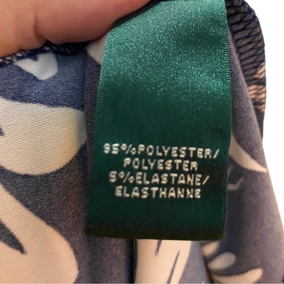 Ralph Lauren Navy and White Floral Print Fit & Flare Cap Dress Sze 6 - Picture 5 of 6